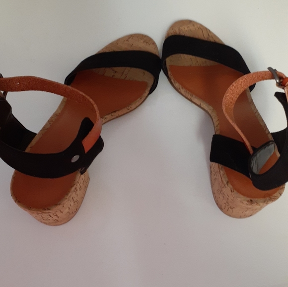 American Eagle black/cork wedge sandals. Size 8. - Picture 2 of 5